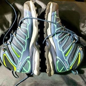 Salomon X Ultra 2 Mid GTX Hiking Boots - Women's 9